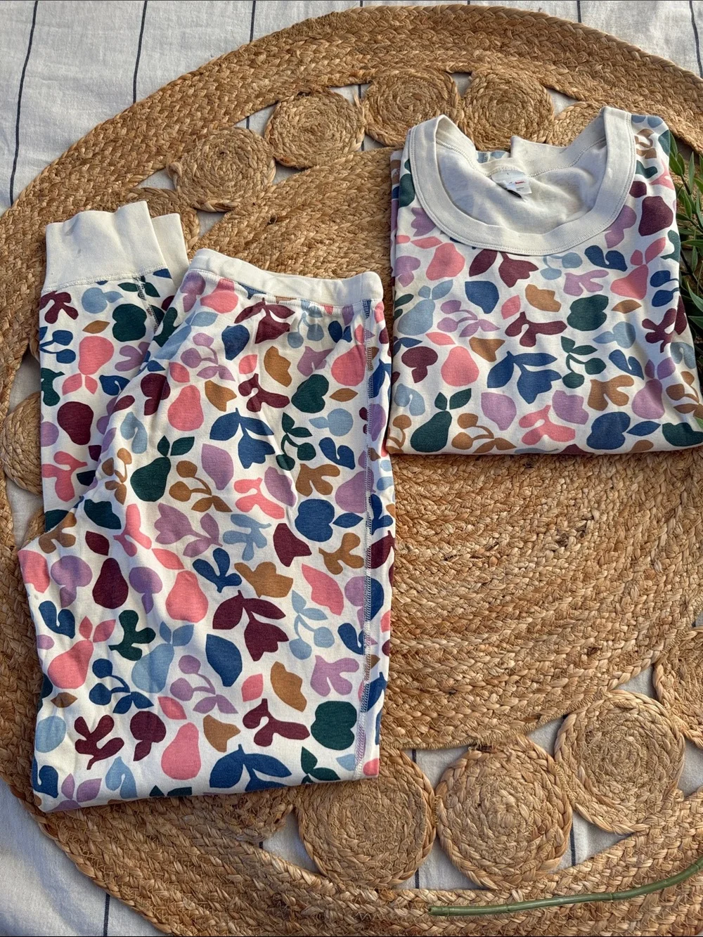 Hanna Andersson 100% cotton Floral Pajama Set. Adult L. ***read****
